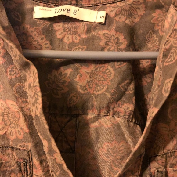 Love 8 long sleeve button down mauve colors - Picture 3 of 4